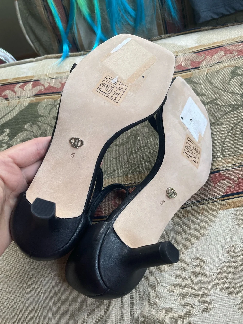 Paige Elin Ankle Strap Kitten Heel Sandals. Size 5 Women N11-20
